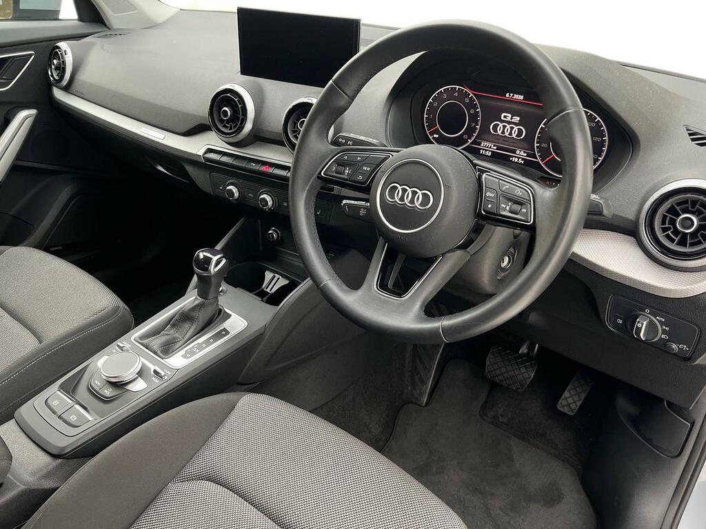 Audi Q2 1.0 Tfsi 30 Sport Suv Euro 6 S YY74OSF Black #6