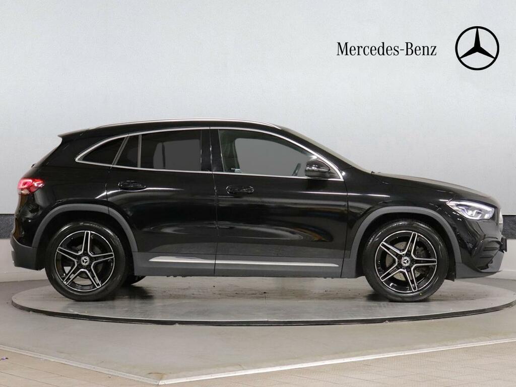 Mercedes-Benz GLA Class 180 Amg Line Premium Suv 7G-dct Euro Black #8