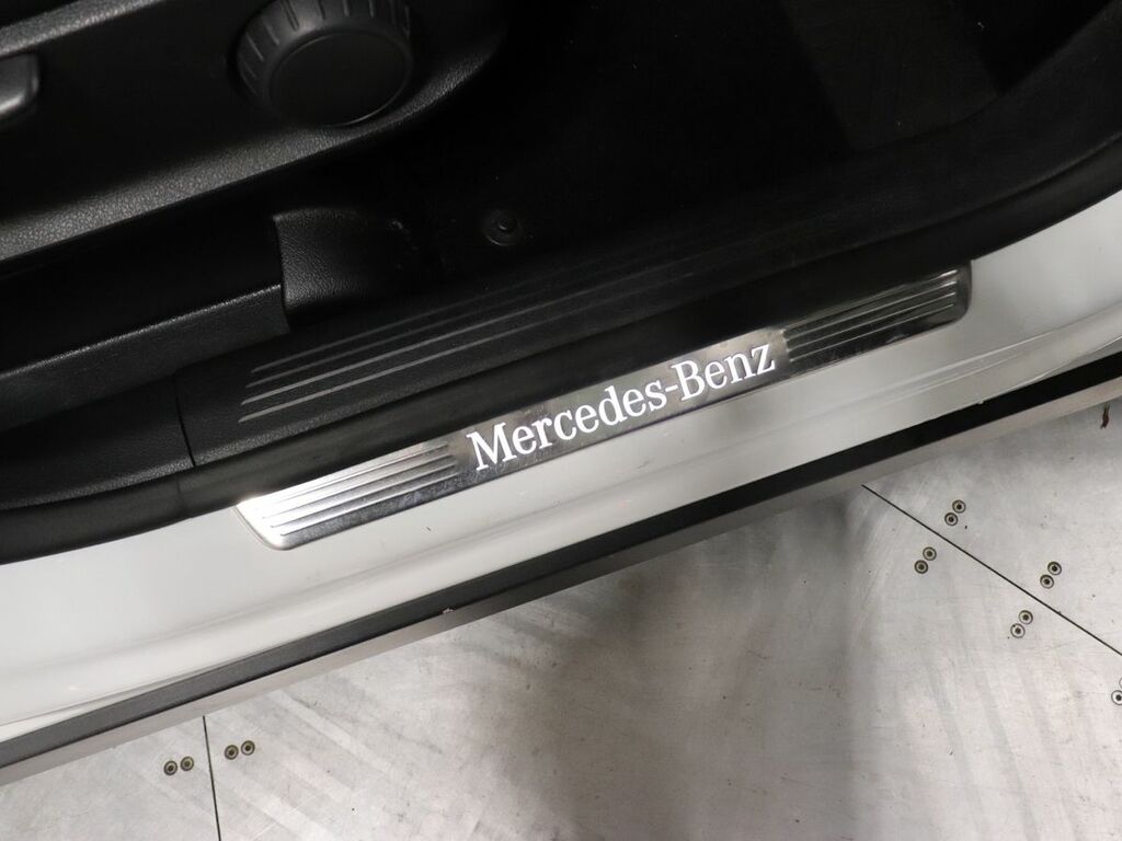 Mercedes-Benz GLB Class 1.3 Glb200 Amg Line Suv G-tronic Euro 6 White #29