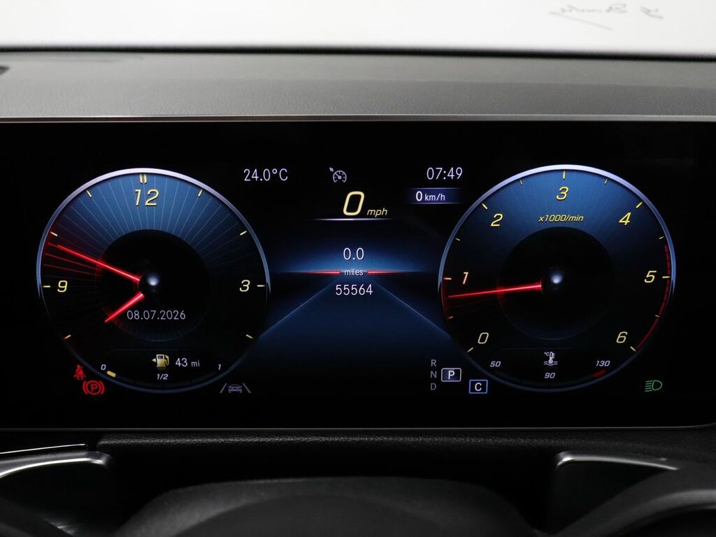 Mercedes-Benz GLB Class 1.3 Glb200 Amg Line Suv G-tronic Euro 6 White #4