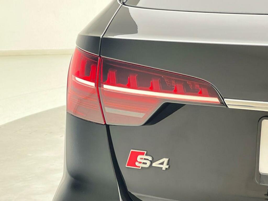 Audi A4 A4 Black Edition 35 Tfsi Mhev Black #22