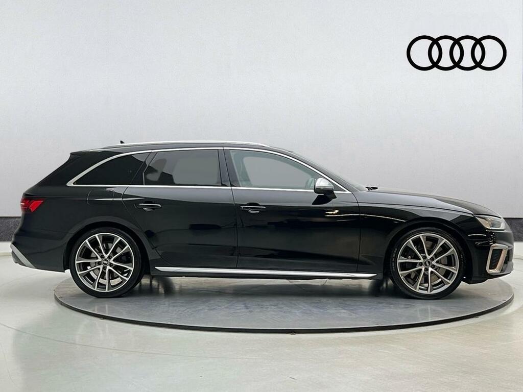 Audi A4 A4 Black Edition 35 Tfsi Mhev Black #4