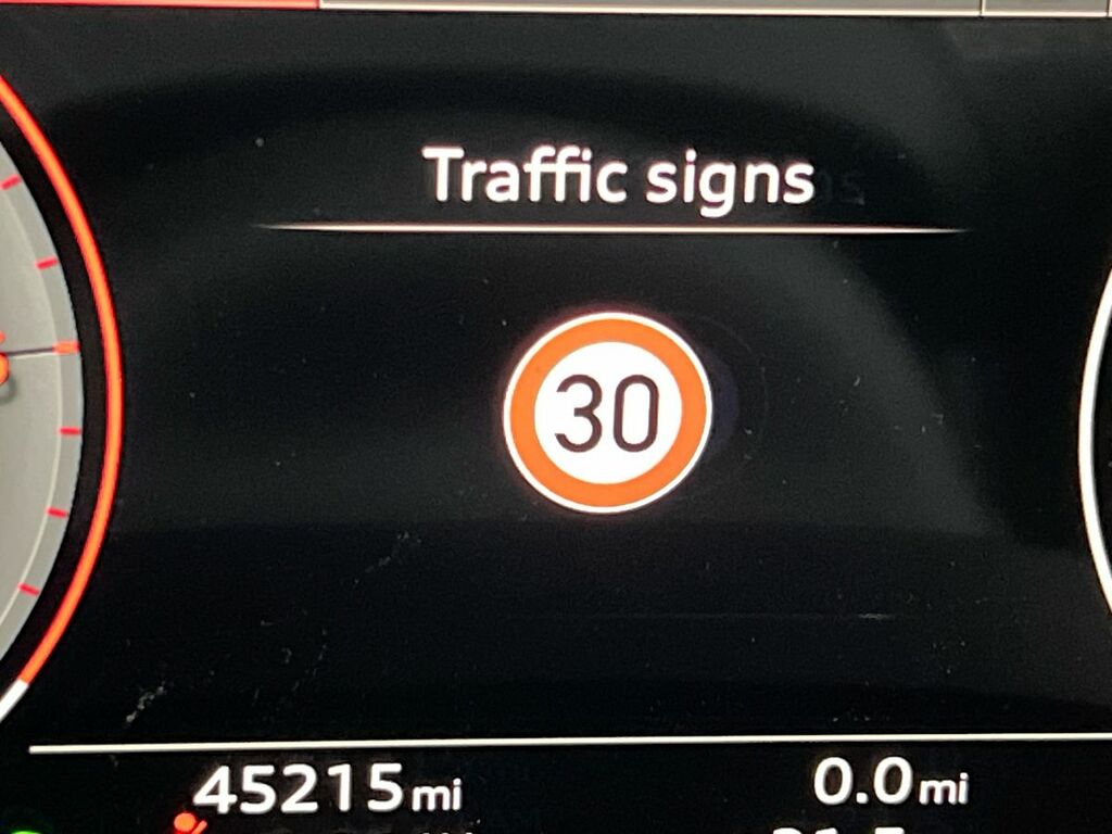 Audi Q8 Sq8 Vorsprung Black #40