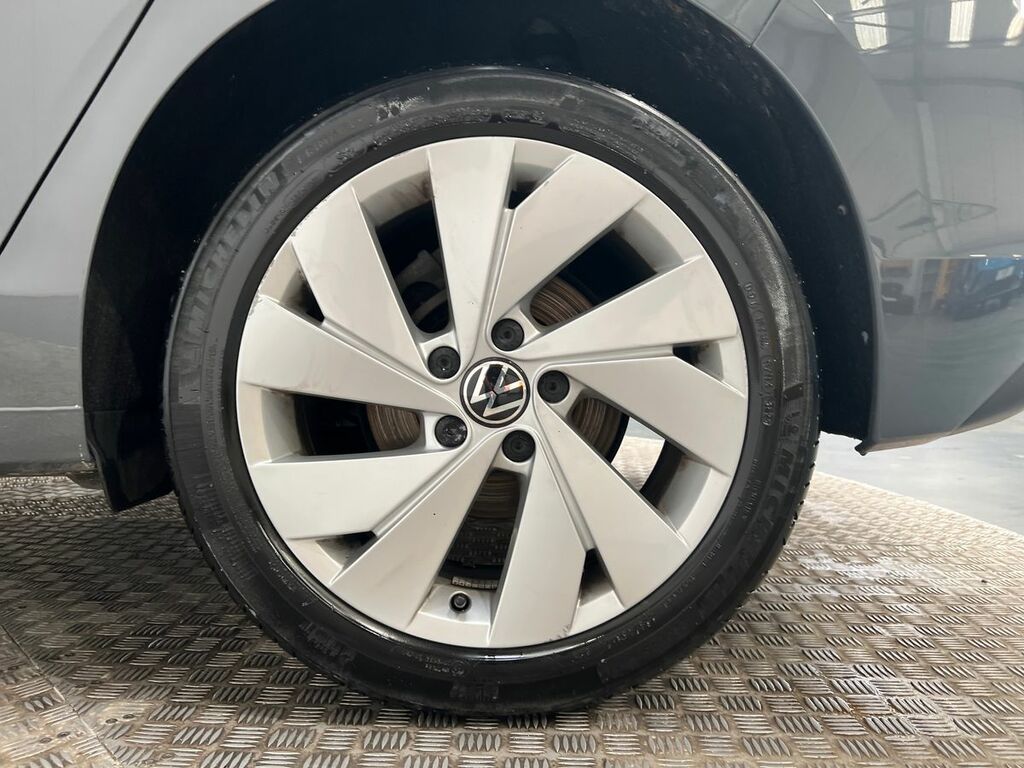 Volkswagen Golf R-line Black #25