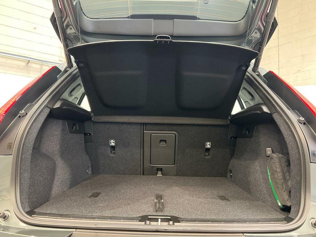 Volvo XC40 2.0 B3p Plus Dark Blue #13