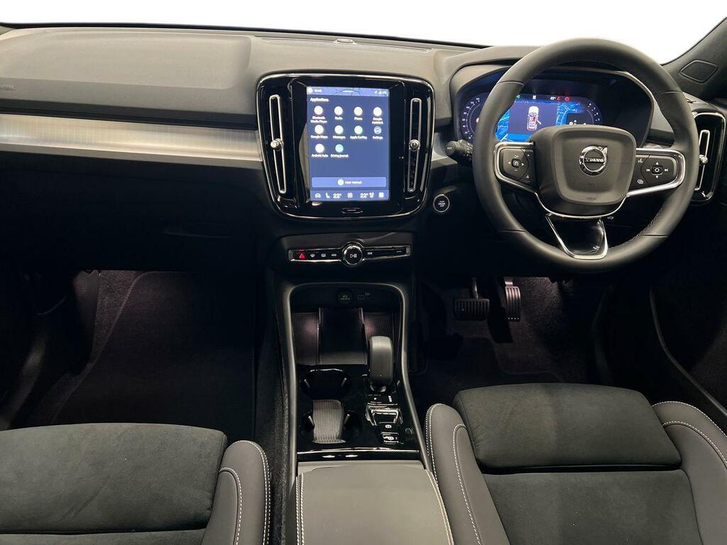 Volvo XC40 2.0 B3p Plus Dark Blue #5