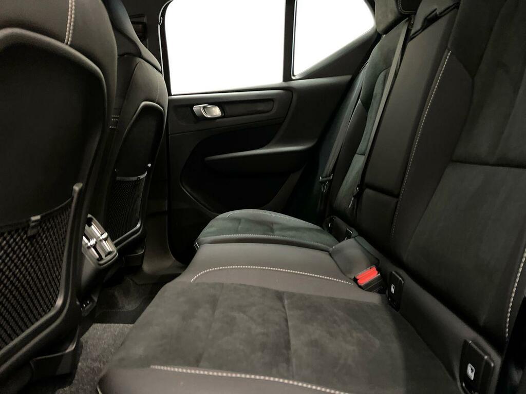 Volvo XC40 2.0 B3p Plus Dark Blue #6