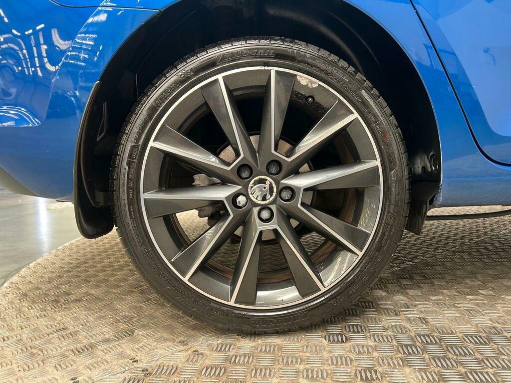 Skoda Rapid Spaceback 1.0 Tsi 110 Se Sport Blue #24