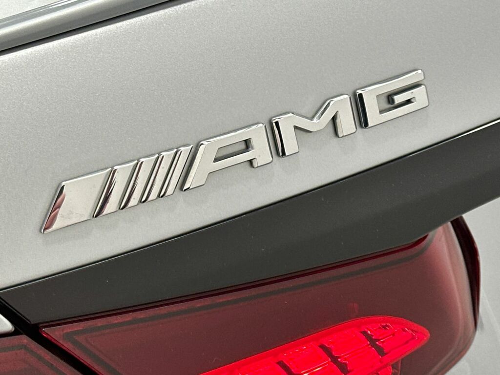 Mercedes-Benz E Class 2L Amg Line Night Edition Silver #26