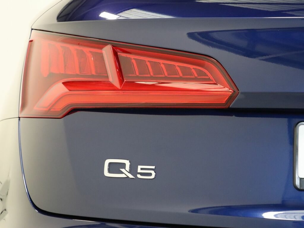 Audi Q5 Q5 Phev S Line Competition 55 Tfsi E Quattro Semi- White #22
