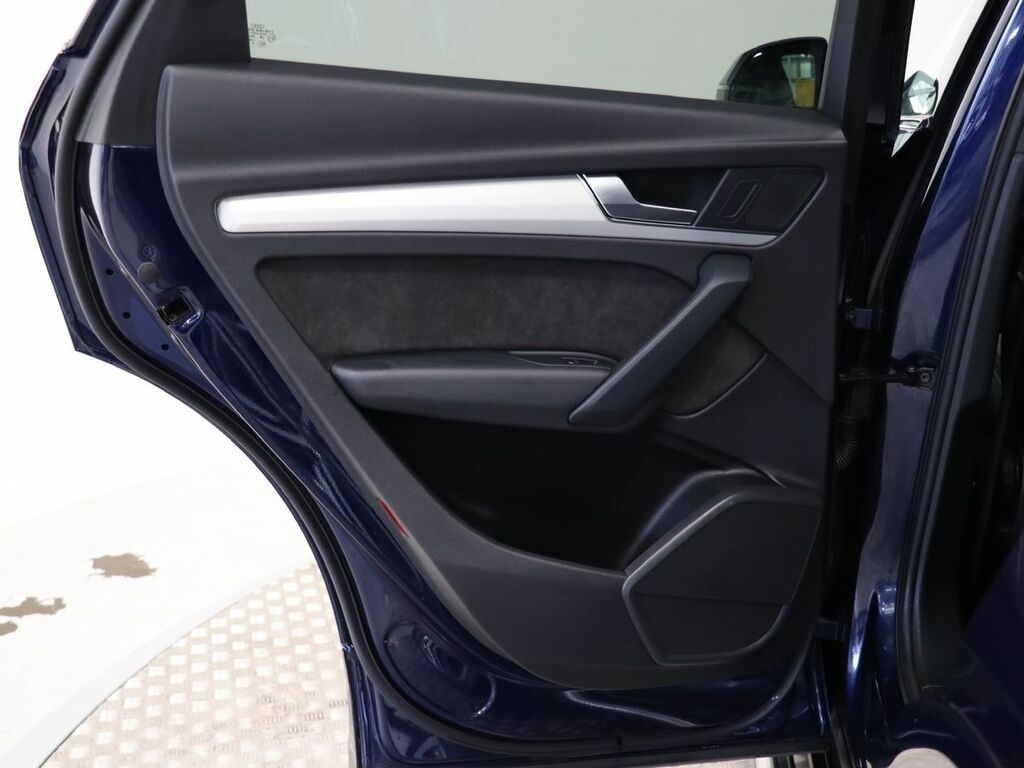 Audi Q5 Q5 Phev S Line Competition 55 Tfsi E Quattro Semi- White #24