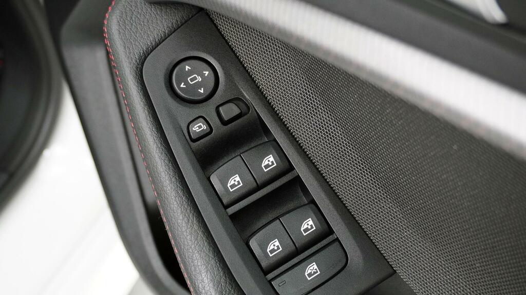 BMW 1 Series M135 Xdrive Step #17