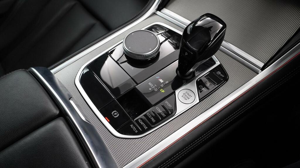 BMW 8 Series 840I Blue #10