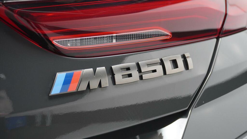 BMW 8 Series 840I Blue #36