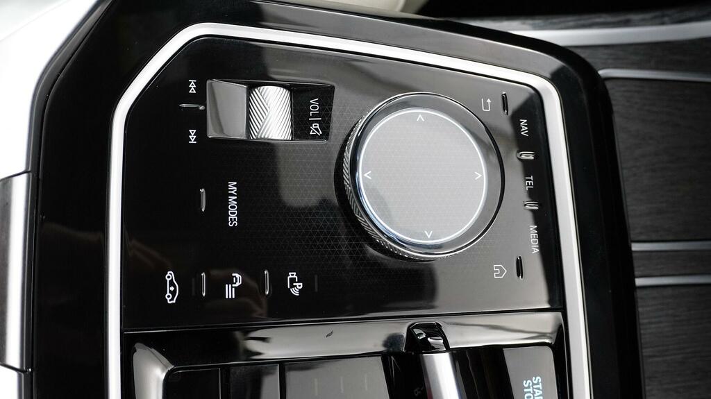 BMW i7 I7 Xdrive60 Excellence Pro Black #24