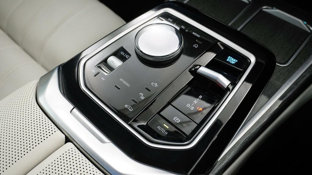 BMW i7 I7 Xdrive60 Excellence Pro Black #22