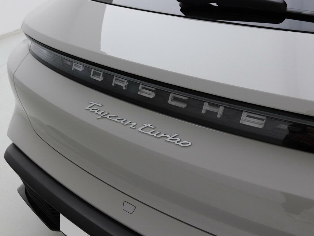 Porsche Taycan Performance Plus 93.4Kwh Gts Blue #22