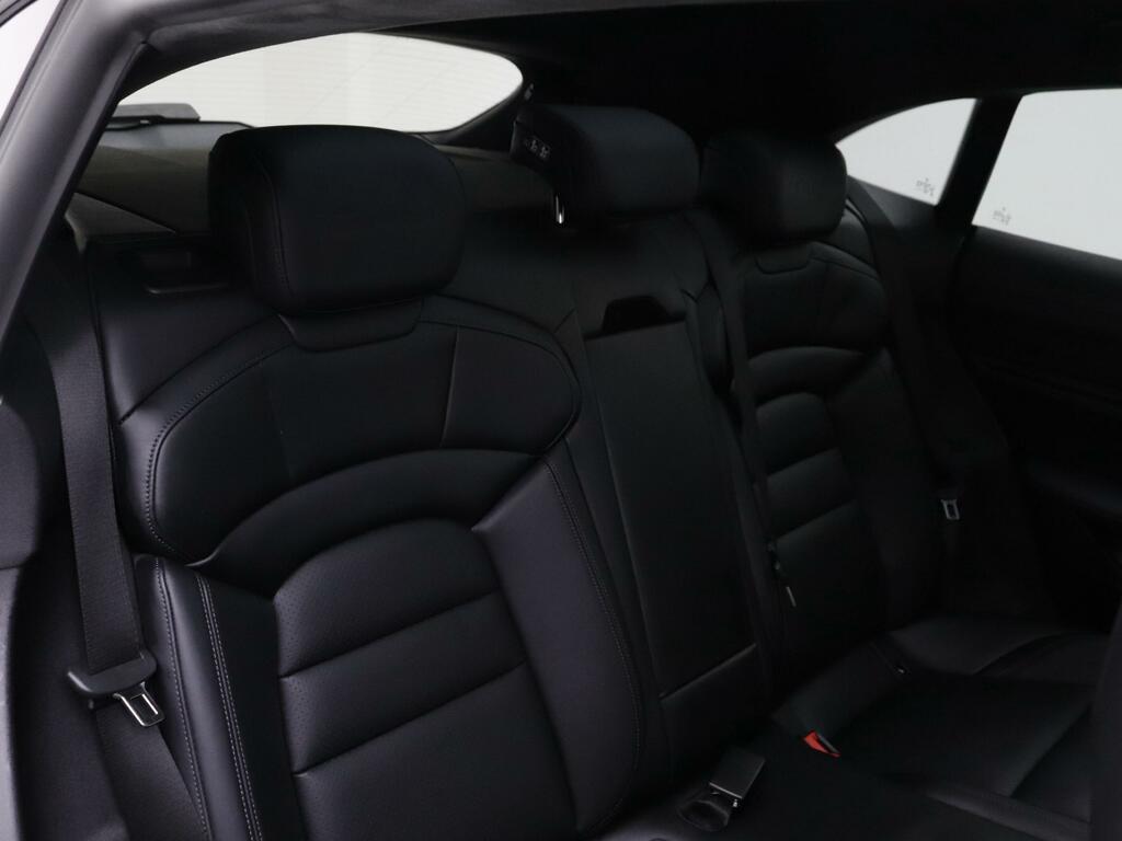Porsche Taycan Performance Plus 93.4Kwh Gts Blue #23