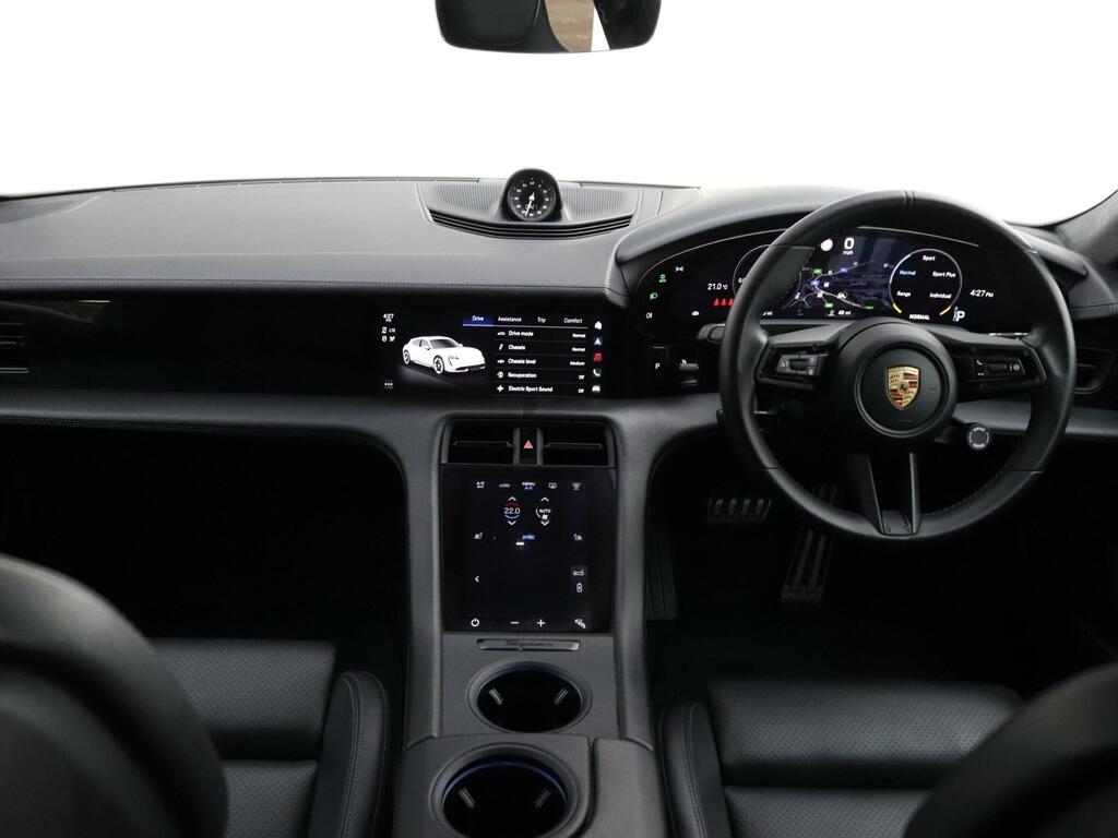Porsche Taycan Performance Plus 93.4Kwh Gts Blue #11