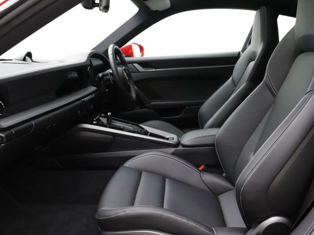 Porsche 911 Carrera 992 II Silver #13