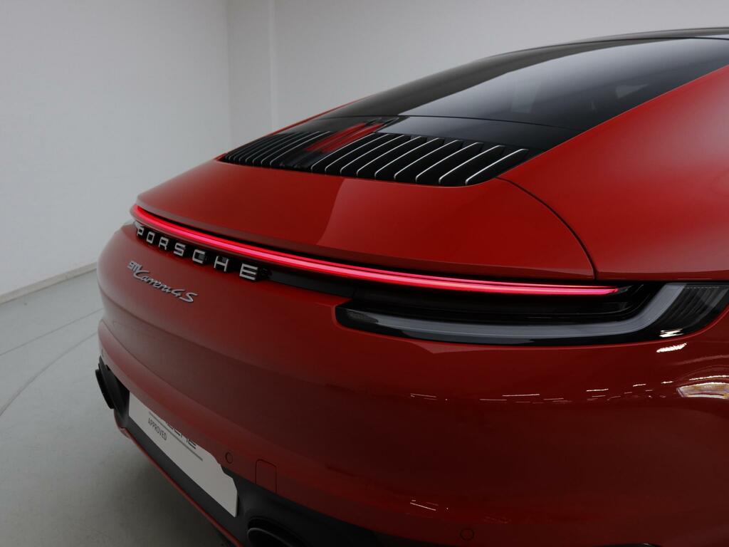 Porsche 911 Carrera 992 II Silver #33