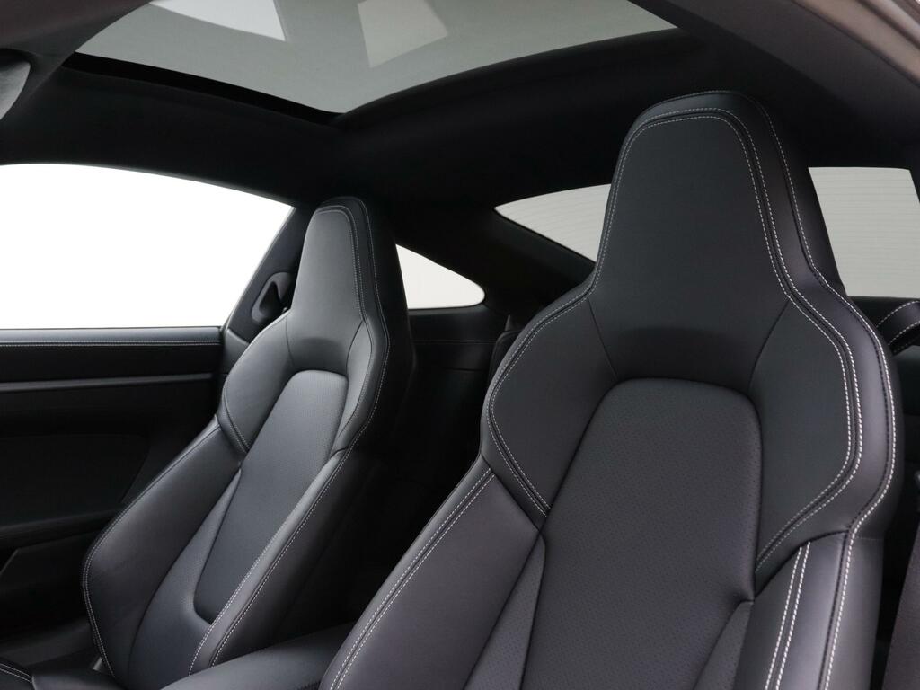 Porsche 911 Carrera 992 II Silver #15