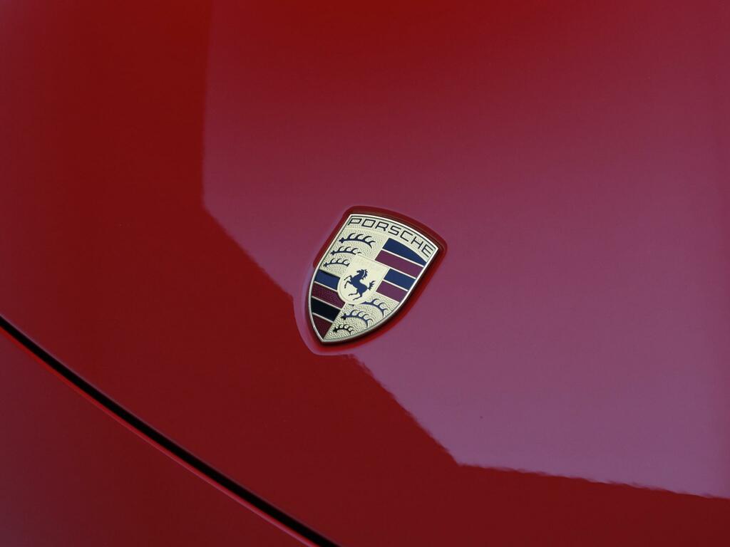 Porsche 911 Carrera 992 II Silver #20
