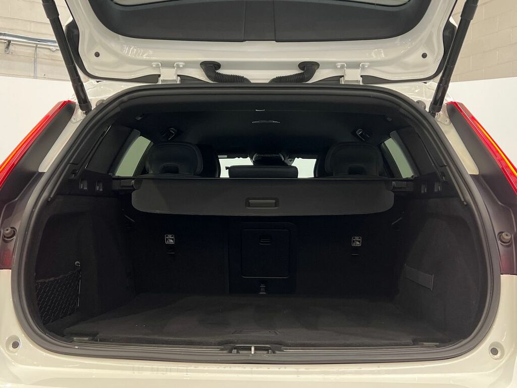 Volvo V60 2.0 B5p R Design  #13