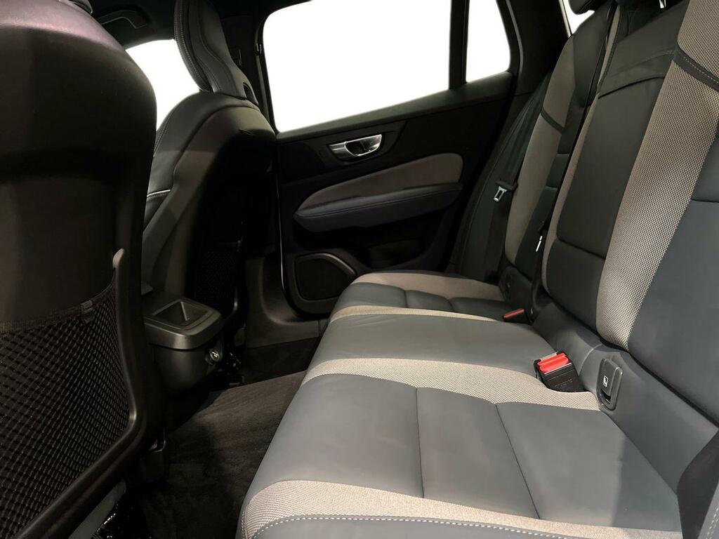 Volvo V60 2.0 B5p R Design  #6