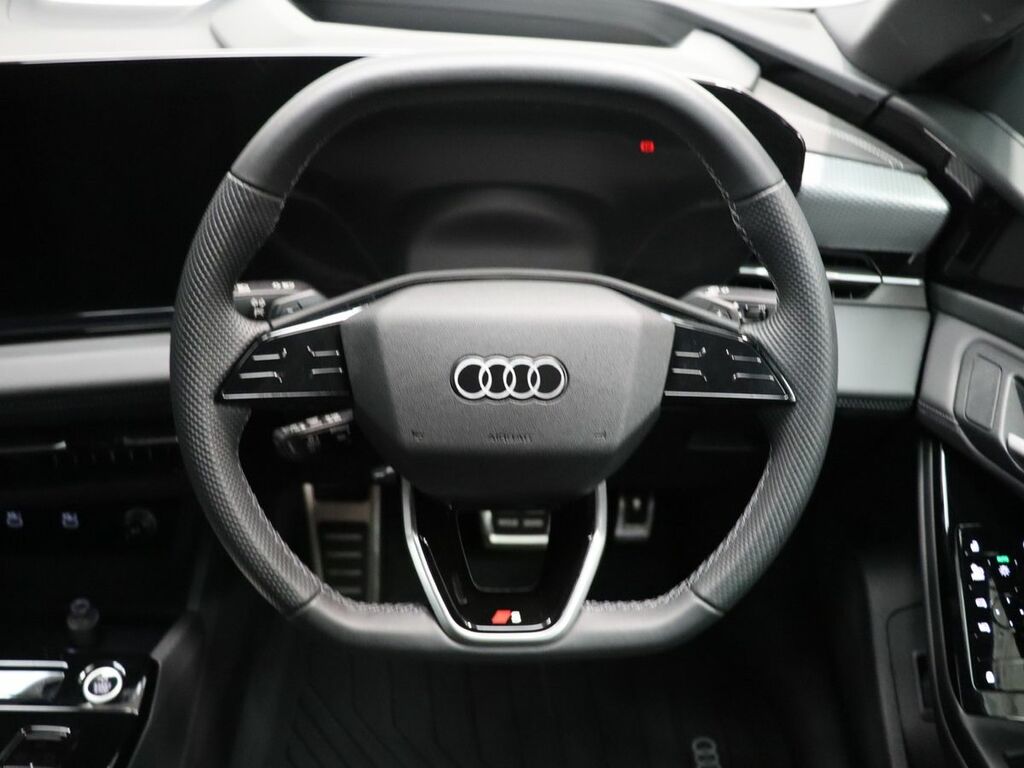 Audi A6 Black Edition 50 Tfsi E Quattro 299 Ps S Tronic Red #14