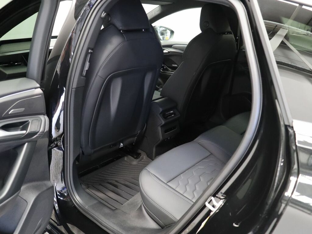 Audi A6 Black Edition 50 Tfsi E Quattro 299 Ps S Tronic Red #24