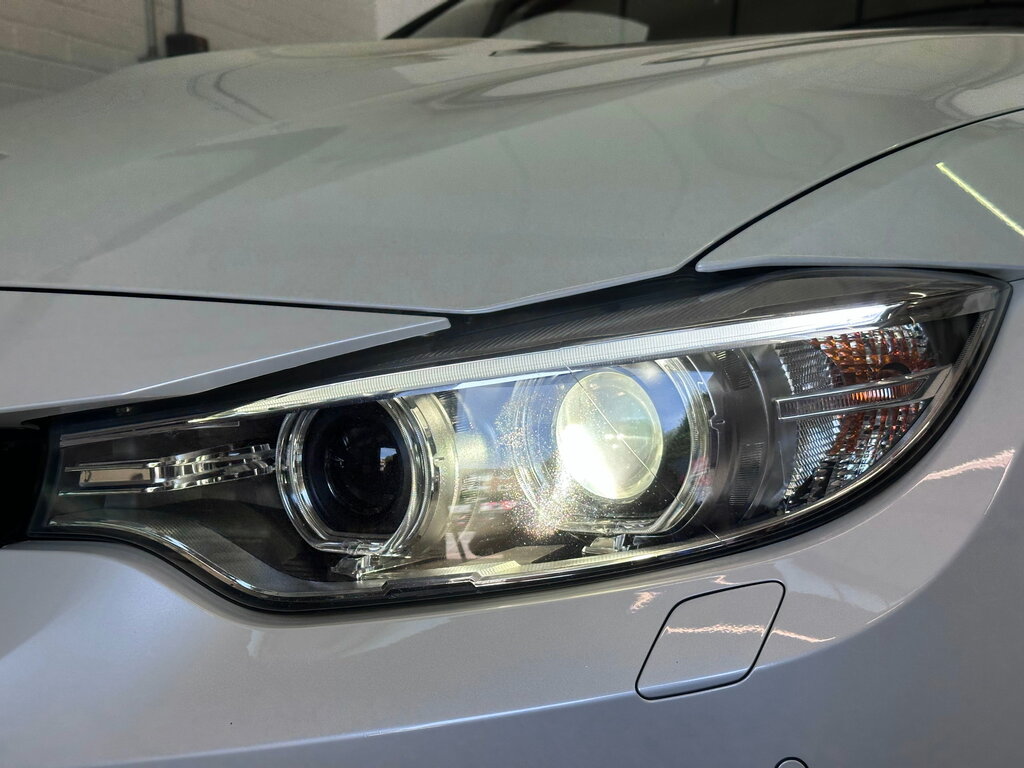 BMW M4 Automatic White #26
