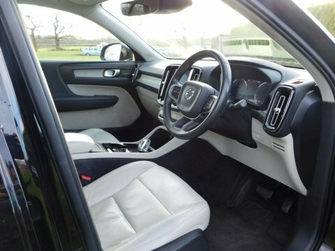 Volvo XC40 2.0 T4 R-design Grey #10