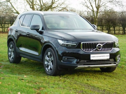 Volvo XC40 2.0 T4 Inscription Black