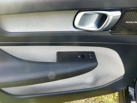 Volvo XC40 2.0 T4 R-design Grey #37