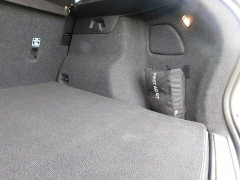 Volvo XC40 2.0 T4 R-design Grey #31