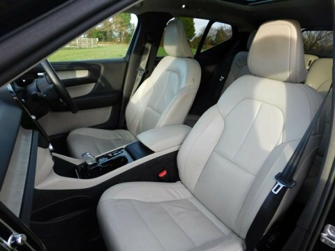 Volvo XC40 2.0 T4 R-design Grey #13