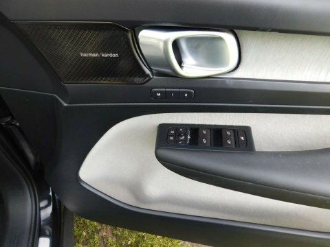 Volvo XC40 2.0 T4 R-design Grey #27
