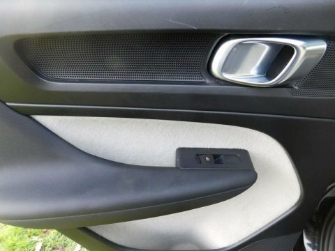Volvo XC40 2.0 T4 R-design Grey #35