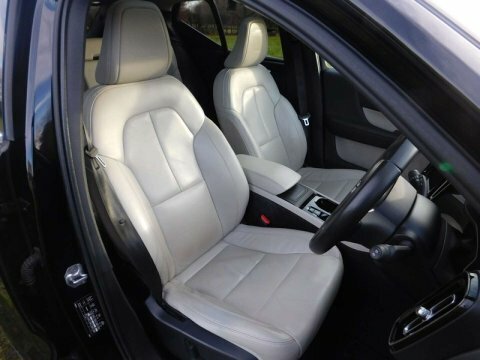 Volvo XC40 2.0 T4 R-design Grey #11