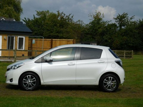 Toyota Yaris 1.4 D-4d Icon White #6