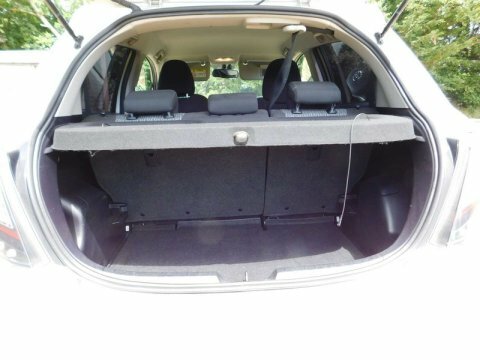 Toyota Yaris Icon Plus White #29