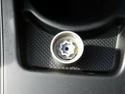 Toyota Yaris Icon Plus White #48