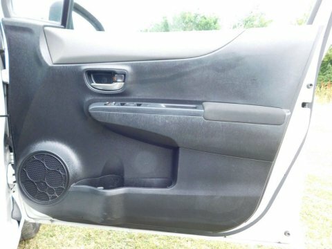 Toyota Yaris Icon Plus White #32