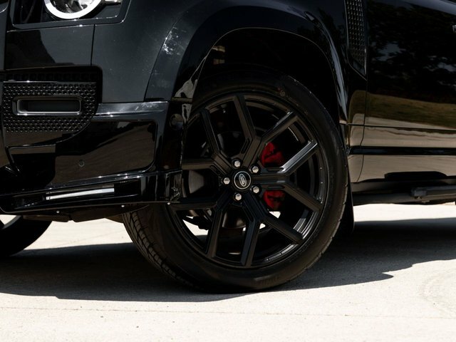 Land Rover Defender 110 D250 Mhev X-dynamic S Black #5