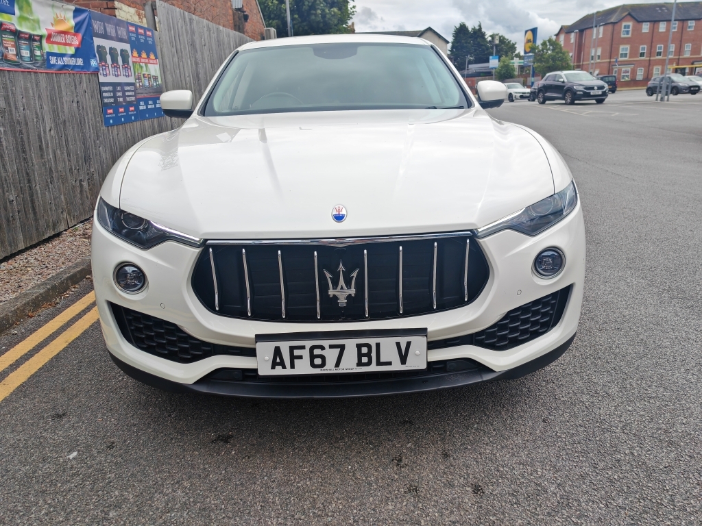 Maserati Levante 3.0 D V6 White #3