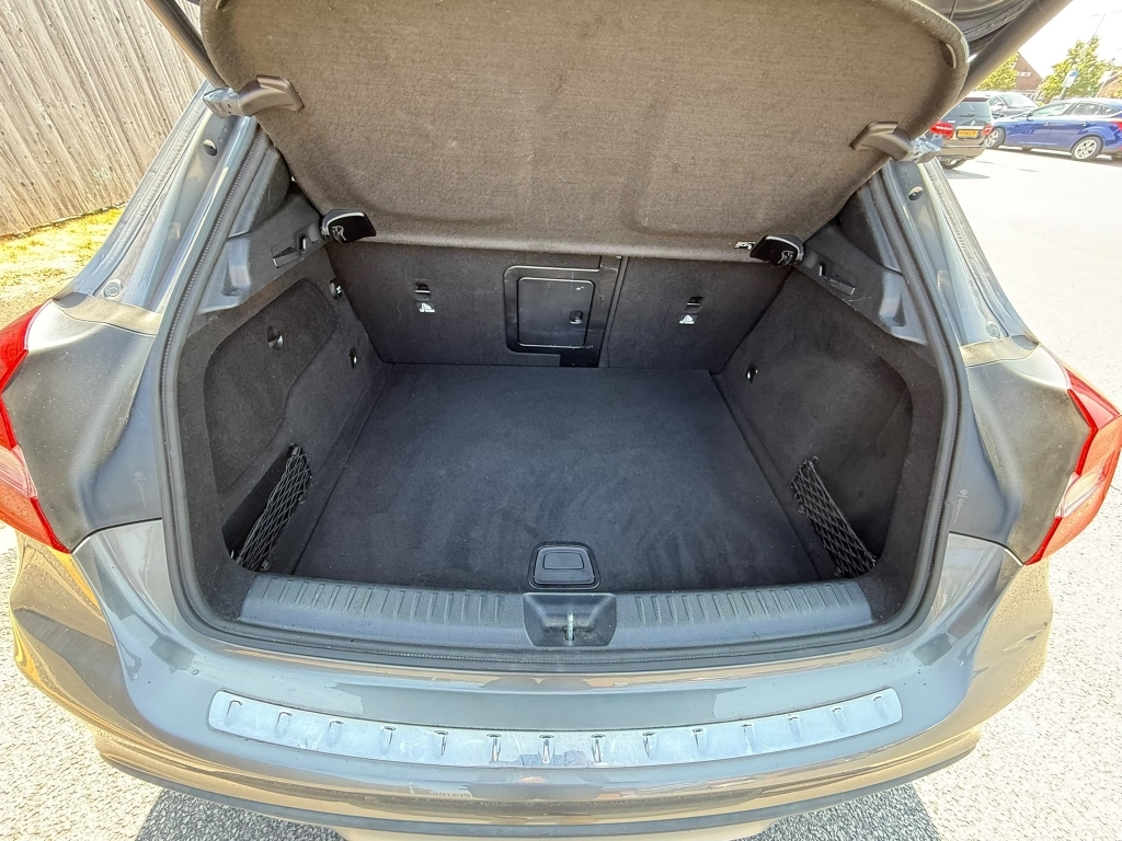 Mercedes-Benz GLA Class Suv Black #15