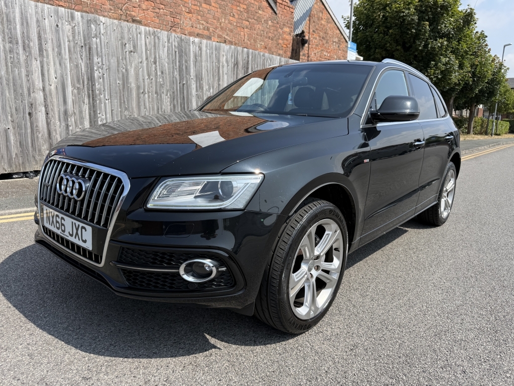Audi Q5 2.0 Tdi Quattro S Line Plus NX66JXC Black #4