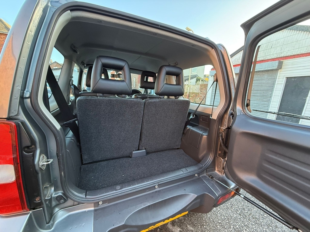Suzuki Jimny Jlx Plus Grey #9
