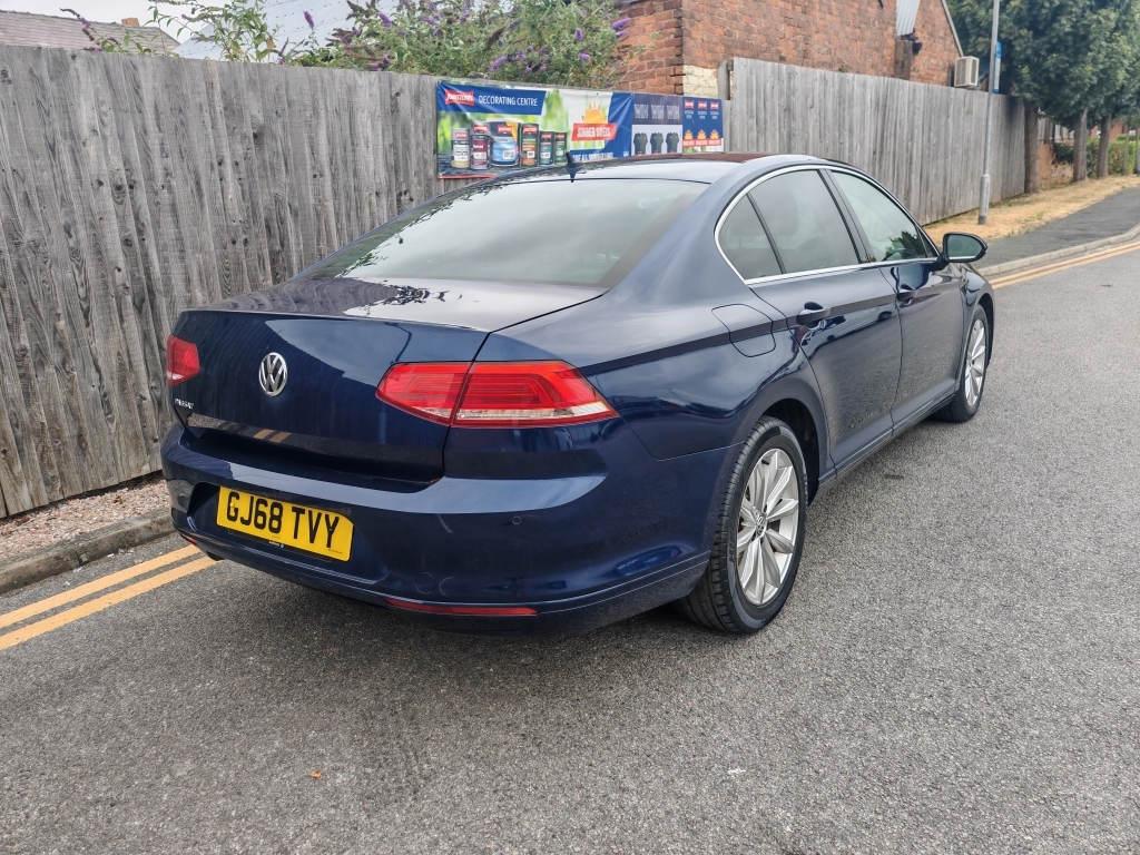Volkswagen Passat Passat R Line Tdi Bluemotion Technology S-a Black #9